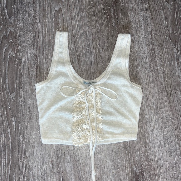 Tan lace crop top - Picture 1 of 3
